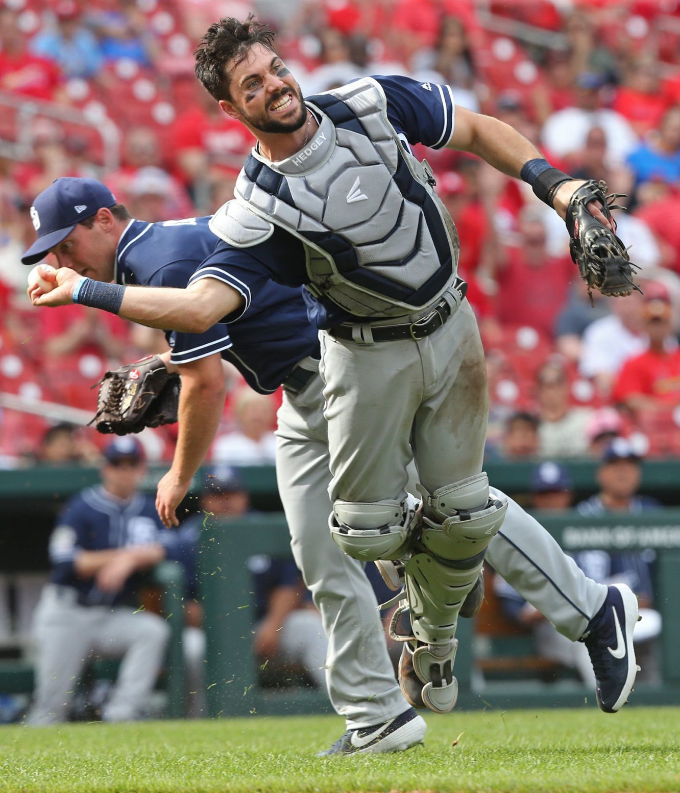 Cards beat the Padres 4-1 Sunday afternoon